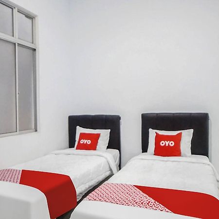 Super Oyo 91627 Wika Wiki Homestay Medan Zewnętrze zdjęcie
